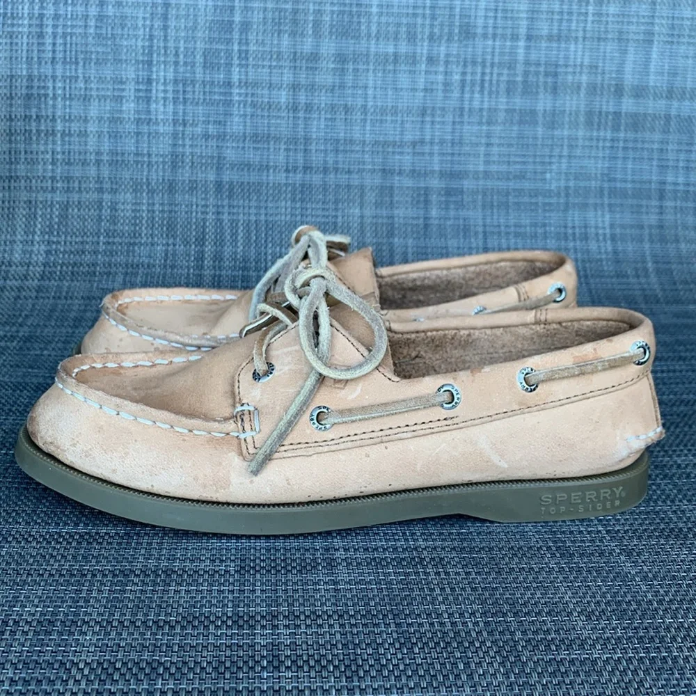 Sperry Authentic Original Slip On Boat Shoes Natural Leather Juniors size 1